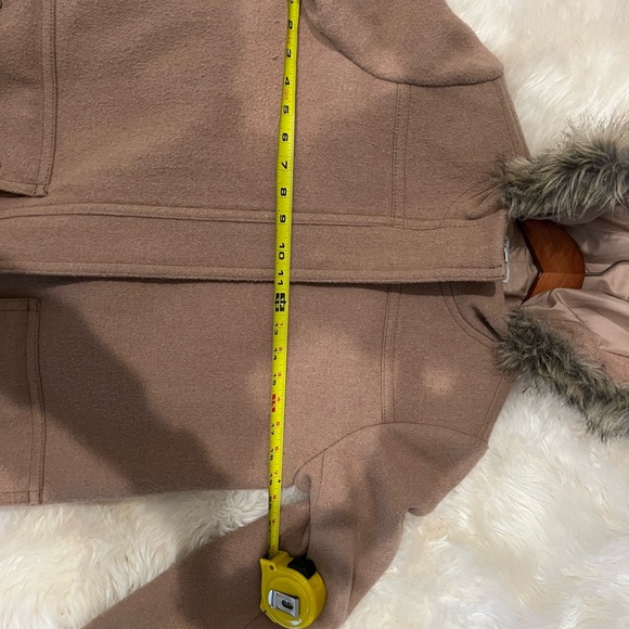 J Crew Factory Coat Faux Fur Hood Size 4 - Picture 13 of 14